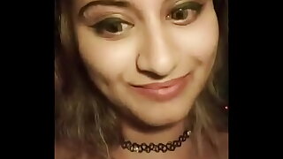 Gunjan Aras boob show
