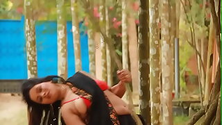 Indian girl looks hot in red bra