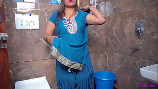 Chachi bhatija xxx- Indu Chachi Caught her bhatija with masturbating dick, Chachi love his big Cock and fuck with big Ass.